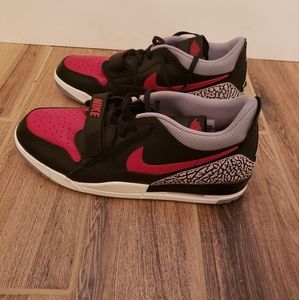 SOLD Nike Jordan legacy 321 low